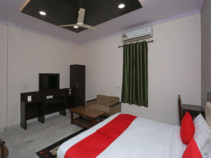 Bedroom 2, Hotel Maharana Palace, Mathura
