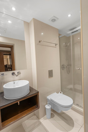 Bathroom 2, LHA Paddington, London