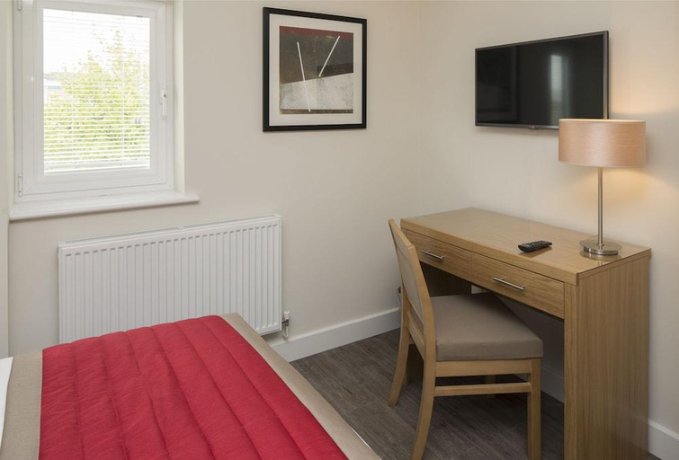 Bedroom 2, HOF - Beneficial House, Bracknell Forest