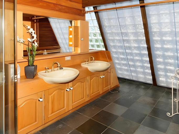 Bathroom 4, Yulunga 20, Maroochy - Mooloolaba