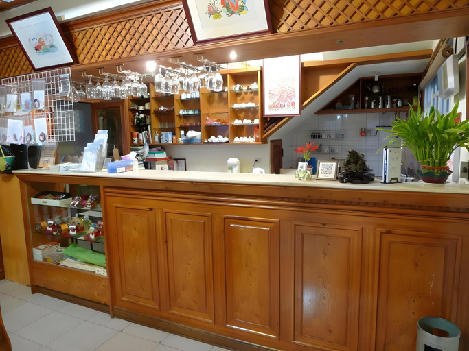 Food & Drinks, CF Kite , New Taipei City