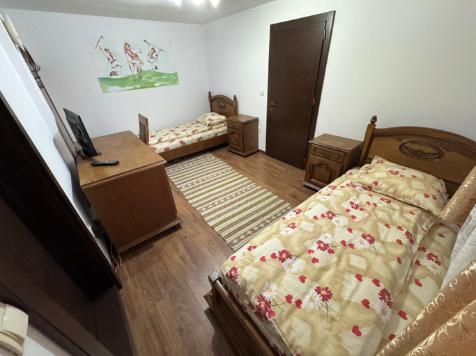 Bedroom 2, Casa din Barsana, Barsana