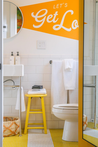 Bathroom 4, Camp DeForest, Waldo