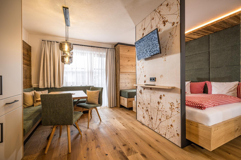 Bedroom 2, Gästehaus Tramberger, Kufstein