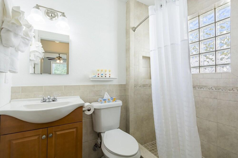 Bathroom 3, Silver Sands - The Sandcastle Collection, Pinellas
