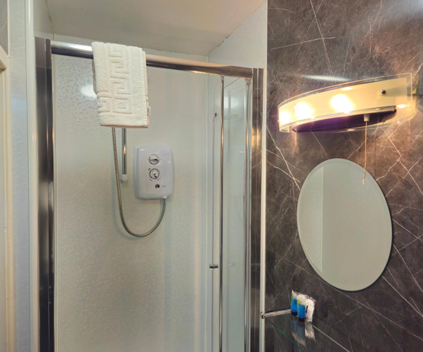Bathroom 3, The County Hotel - Self Check-In, Ultra Fast WI-FI, Scottish Borders