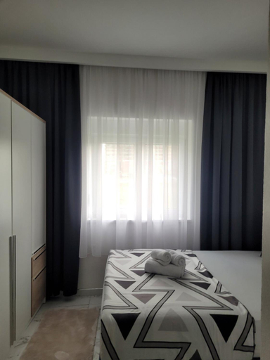 Others 5, Vila Safir, Loznica