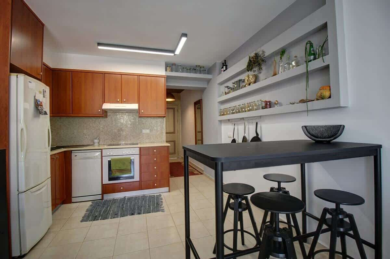 Private kitchen 3, Villa Elias 1BR Upper Apt with Pool, Crete