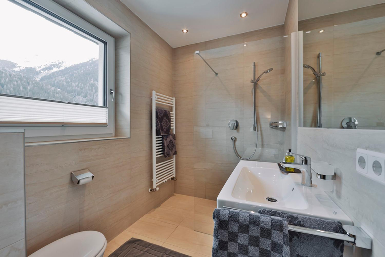 Bathroom 5, Chalet Sofie, Landeck