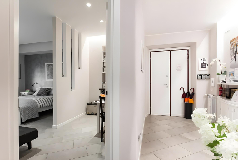 Others 2, Interno 1 Ciampino Roma Luxury Apartment, Rome
