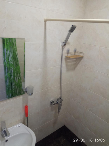 Bathroom 5, Baza otdykha Chovnik, Ovidiopol's'kyi