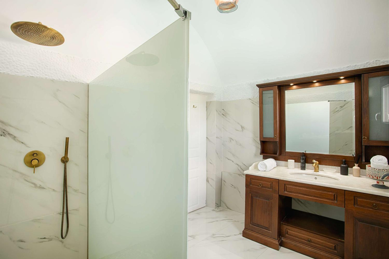 Bathroom 3, ArmonOia Suites Santorini, South Aegean
