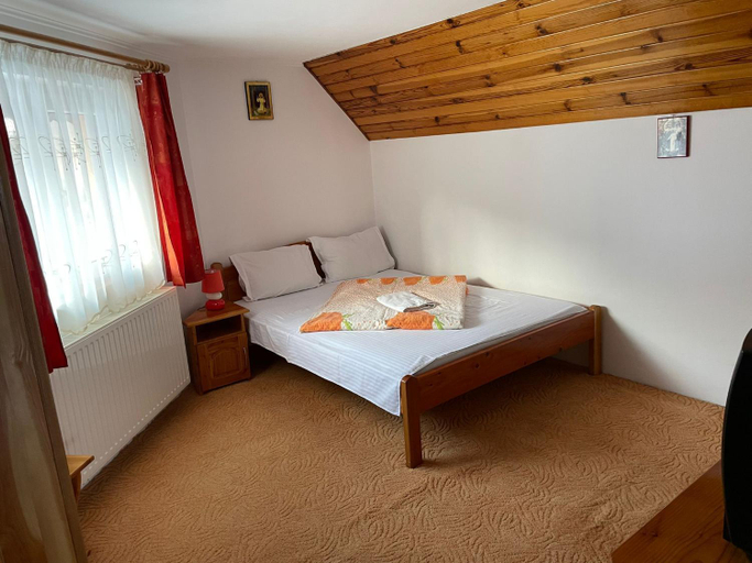 Bedroom 2, Casa de Vis, Poiana Marului