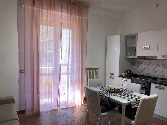Others 4, Dany holidays apartment vicino al centro storico, Florence