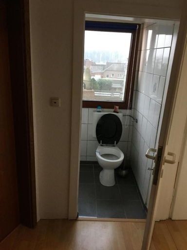Bathroom 3, Monteurwohnung in Rommerskirchen, Rhein-Kreis Neuss