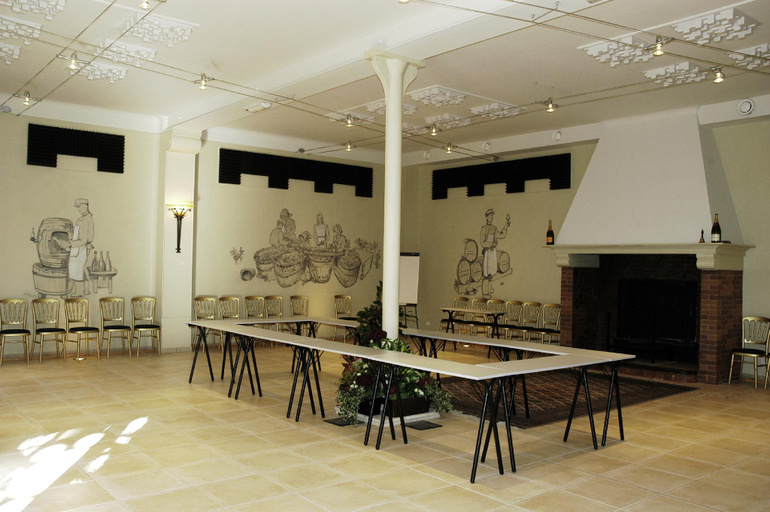 Food & Drinks 5, Hotel Castel Jeanson, Marne