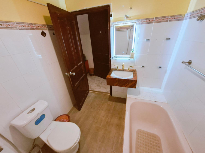Bathroom 3, Hostel Homestay Minh Loc, District 1