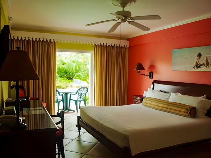 Bedroom 3, Coco Palm