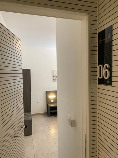 Others 5, 54 ROSSELLI ROOMS, La Spezia