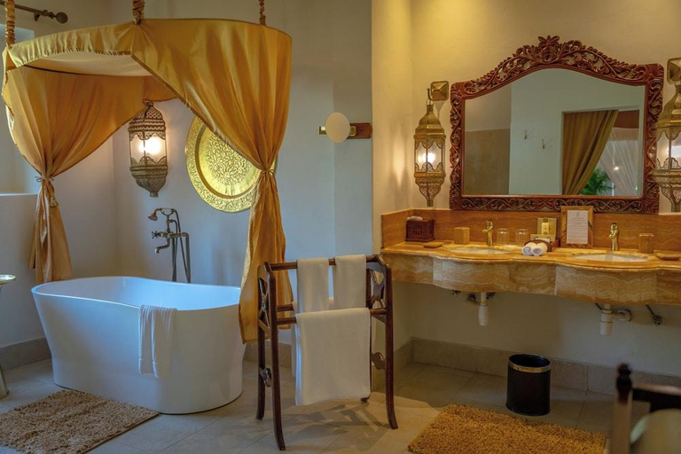 Bathroom 4, Baraza Resort and Spa Zanzibar, Kusini