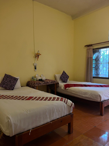 Bedroom 4, Yensabai Bungalow River view, Ngoi