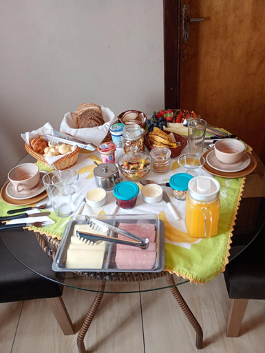 Food & Drinks 4, Hospedagem flor dos manacas, São Francisco de Paula