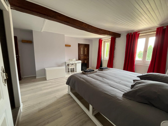 Others 4, Au Clair de la Pierre - Chambres d'hotes, Isère