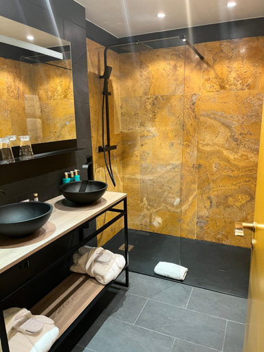 Bathroom 4, Cazaudehore La Forestiere Hotel, Yvelines