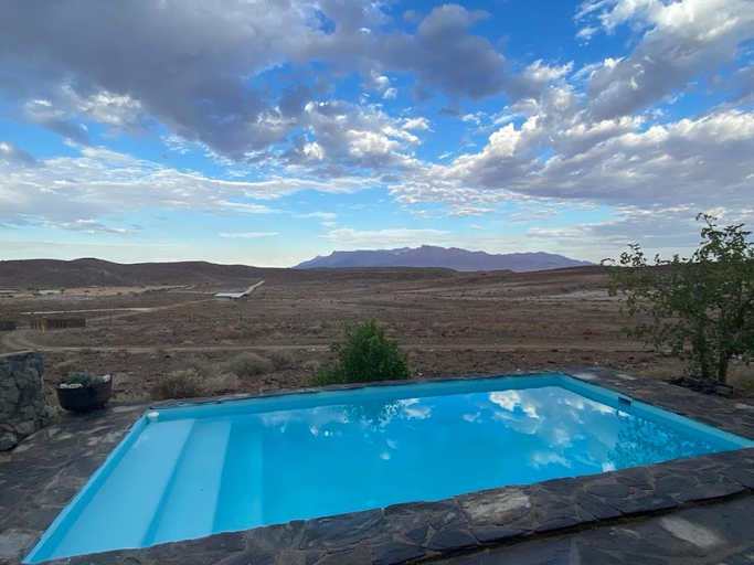 View 2, 3 ALOES GUESTHOUSE, Daures