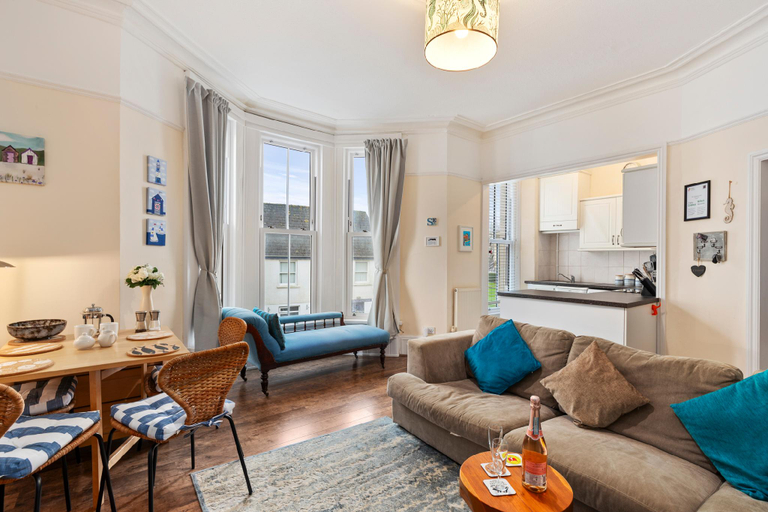 4, Sherbourne House - Seaside Apartment, Pembrokeshire