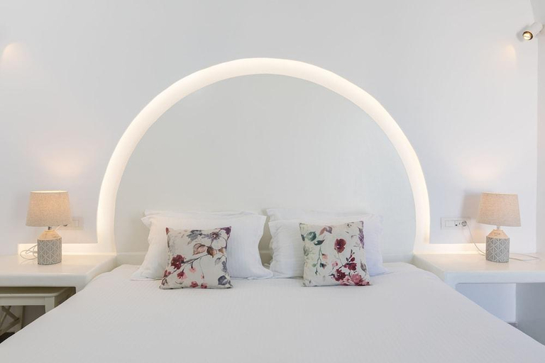 Bedroom 4, Hotel Nikolas, South Aegean