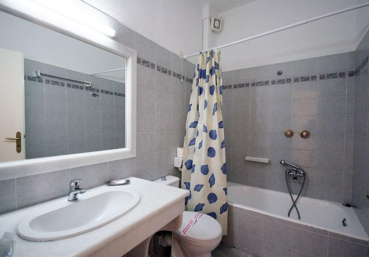 Bathroom 4, Aegean View Hotel, South Aegean