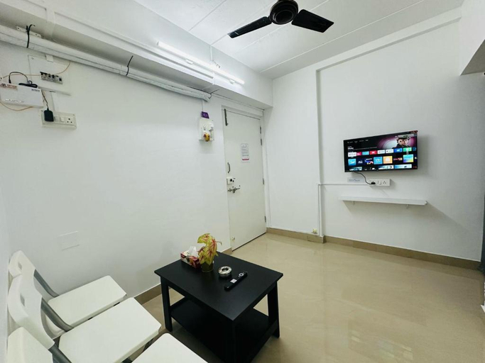 Others 4, 1BR Apartment Parel by Florastays, Mumbai City
