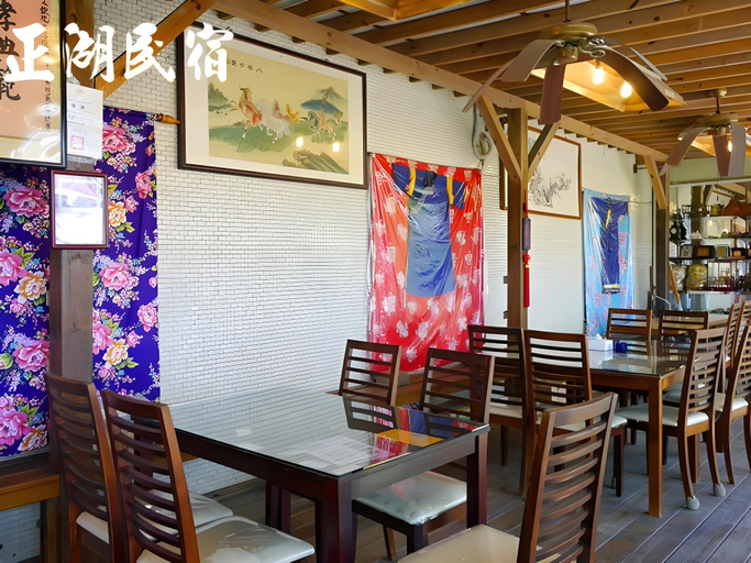 Food & Drinks, Kaohsiung Guesthouses, Kaohsiung