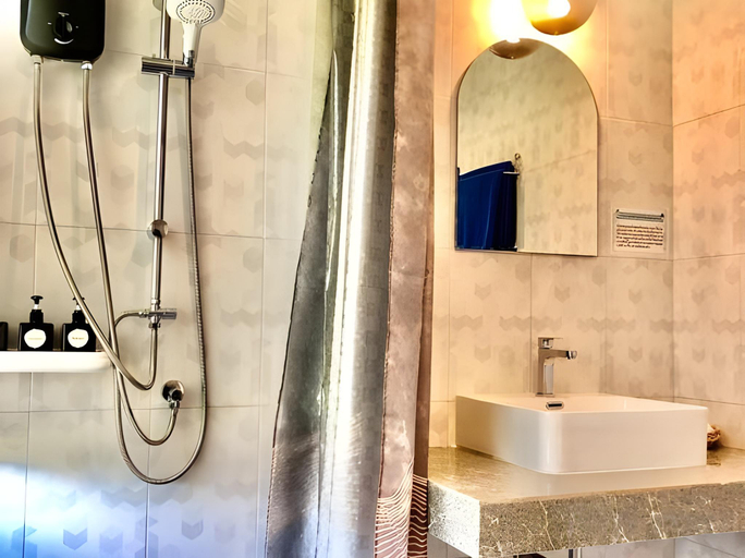 Bathroom 4, Berghaus101, Pak Chong