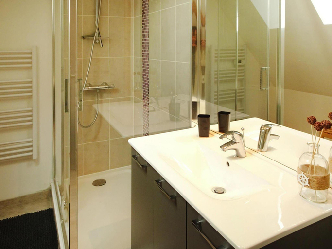 Bathroom, Country House in Normandy near D-Day Beaches, Manche