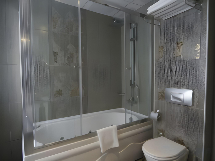 Bathroom 4, Amira Hotel, Fatih