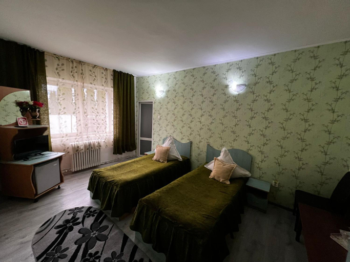 Others 5, Pensiunea Ursulet, Piatra-neamt