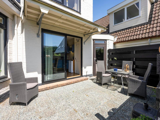 Others 4, Apartment in De Koog near Texel Beach, Texel