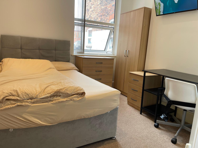 Bedroom 3, Town centre, very convenient, Stoke-on-Trent