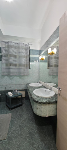 Bathroom 3, A Due Passi dal Mare, Catanzaro