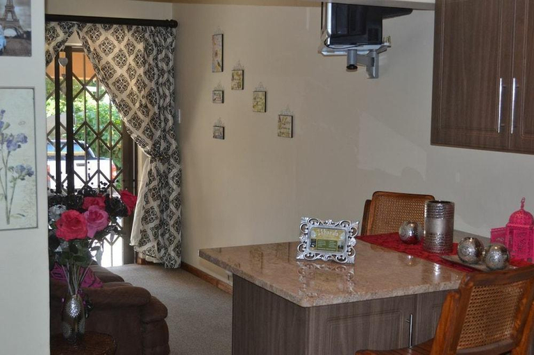 Others 5, Ikhanda Guesthouse, Ehlanzeni