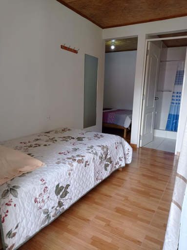 Bedroom 2, Hospedaje Casablanca, Oxapampa