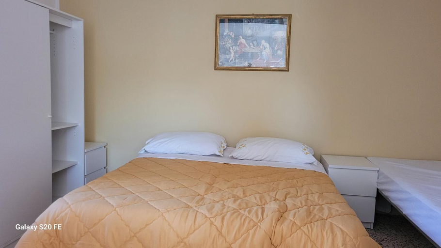 Bedroom 2, Casa Vacanze Maurella, Matera
