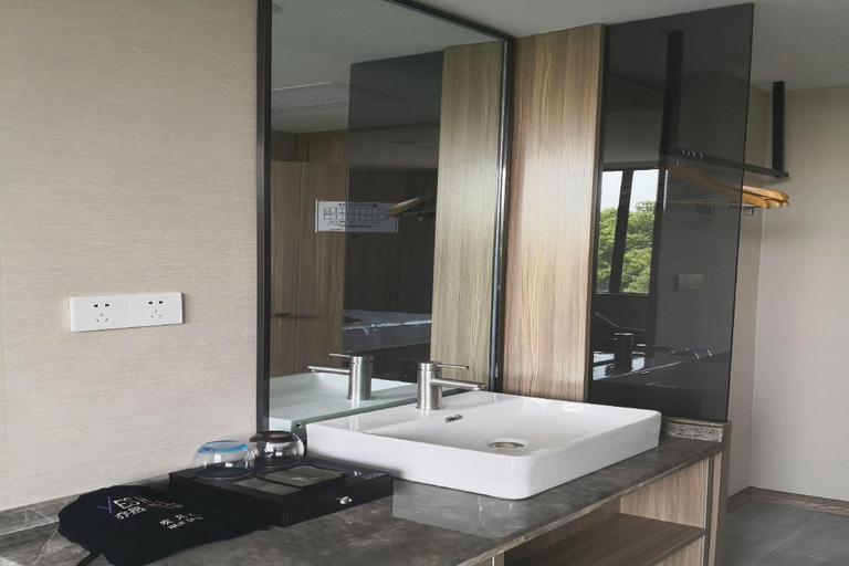 Bathroom 4, Yes Hotel, Xiangfan