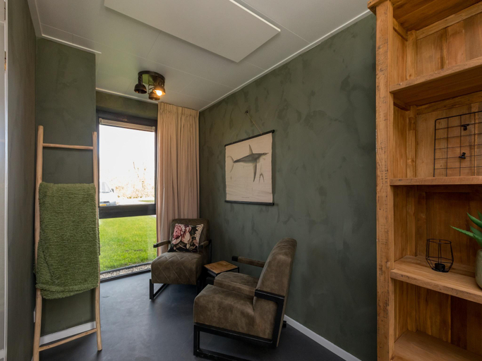 Others 5, Holiday Home in Vrouwenpolder near Seabeach, Veere