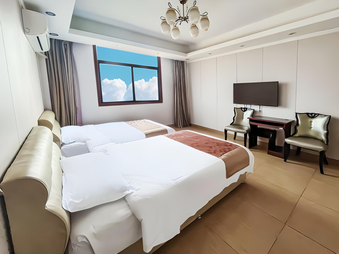 Bedroom 3, Jian Guo Grand Hotel, Vientiane