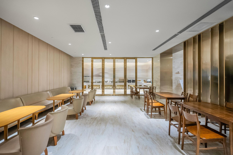 Food & Drinks 5, Ji Hotel Hanshan Xincheng East Road, Turfan