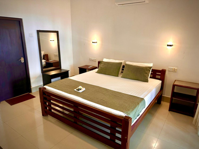 Bedroom 3, Sea Change, Habaraduwa