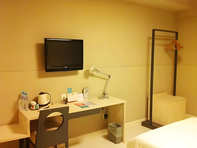Bedroom 5, Jinjiang Inn Tianjin Binhai New District Yujiapu , Tianjin